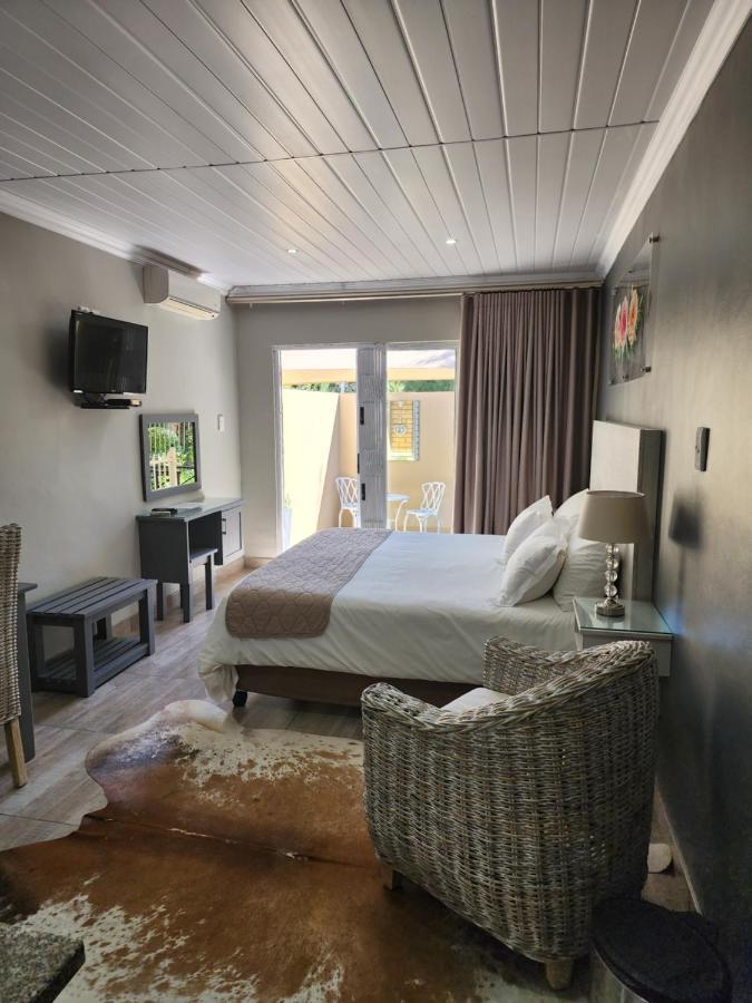 Schnehage Self Catering Apartment Bloemfontein Exterior photo